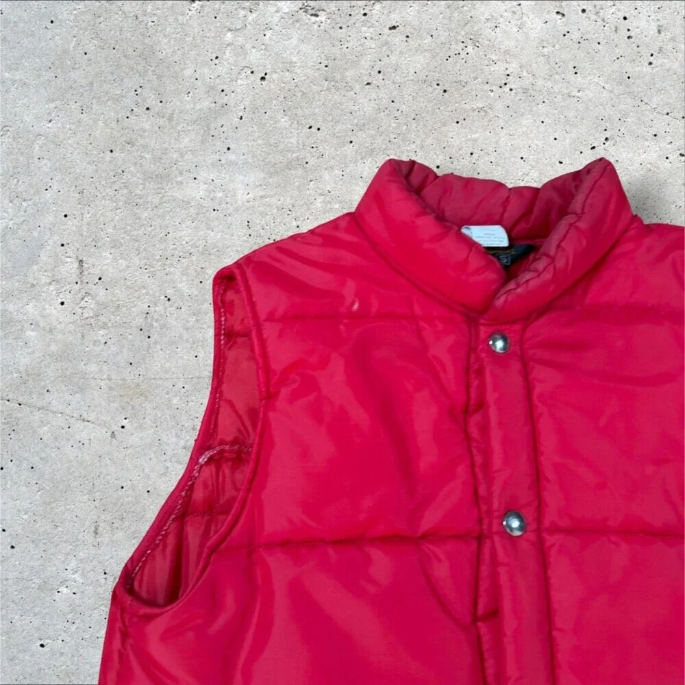 Vtg Swingster PolarGuard Puffer Vest Mens Small Red Nylon Snap Button USA